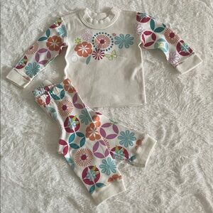 Obermeyer Infant Floral Print Cream Pajama Set SZ 0-6 MO   NWOT